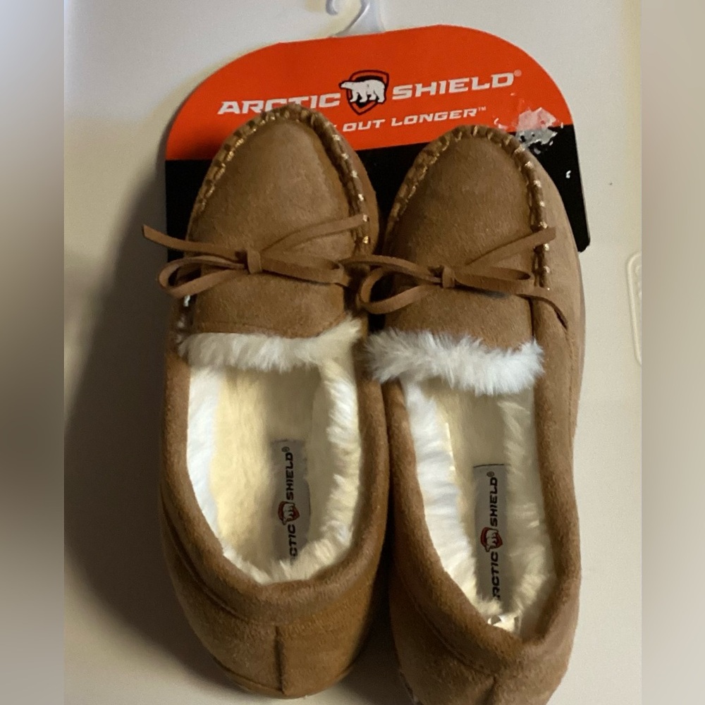 Arctic Shield Woman’s Memory Foam Indoor Outdoor Brown Slippers Size 7 NWT
